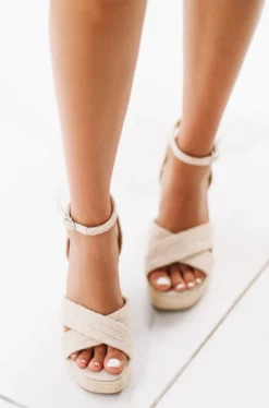 Hazel & Olive All The Way Wedges - Tan
